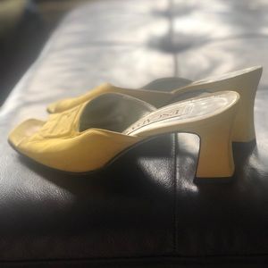 Escada Shoes - Escada Yellow Heel made in Italy 8 Escada Shoes - Escada Yellow Heel made in Italy 8